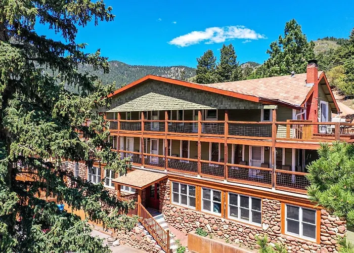 Green Mountain Falls Lodge