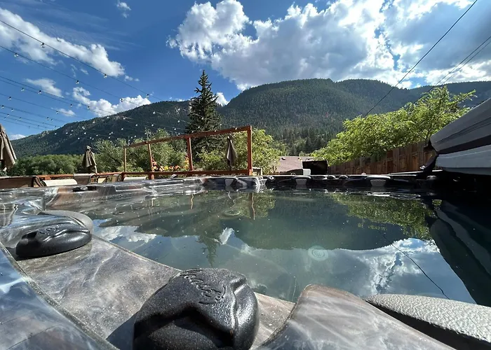 Green Mountain Falls Lodge